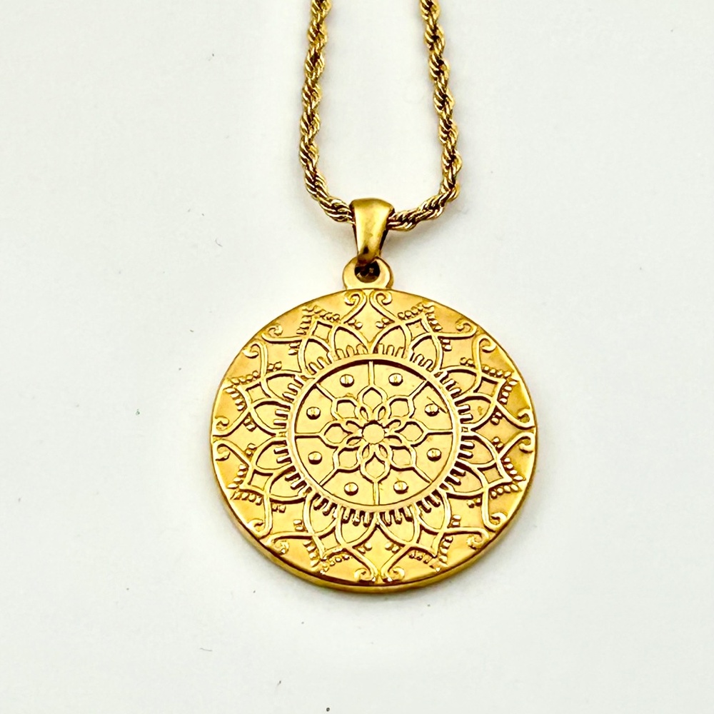 Affirmation Mantra Pendant Necklace "I Am Enough". NWT